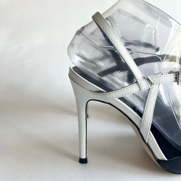 Ivanka Trump Itgeava Black White Leather Point Toe Heeled Slingbacks size 7.5 - Picture 15 of 16